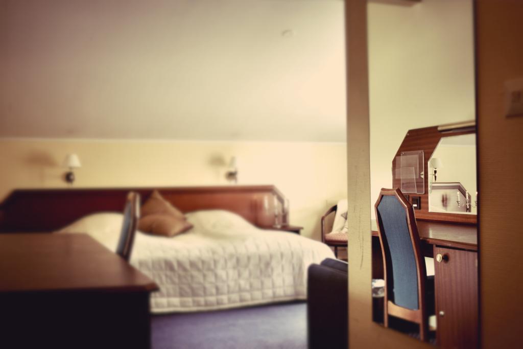 דומבס Dovrefjell Hotel חדר תמונה